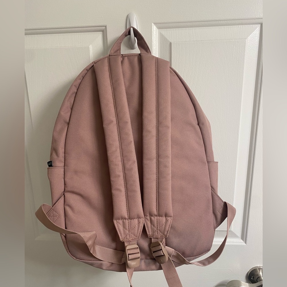 Herschel Classic Backpack in Ash Rose, XL 30L - Picture 5 of 6